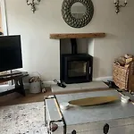 1 The Derry, Luxury 3 Bedroom - سيدبرغ