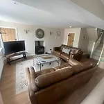 1 The Derry, Luxury 3 Bedroom - * سيدبرغ