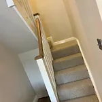 1 The Derry, Luxury 3 Bedroom - *